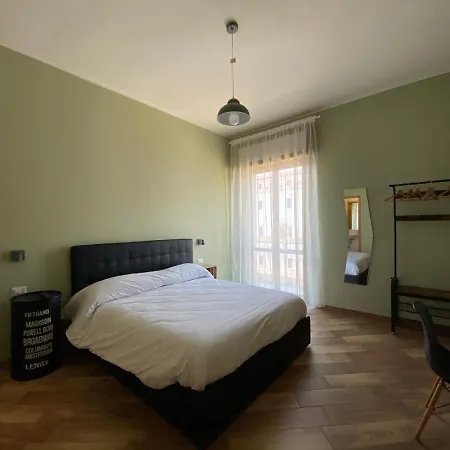 Nocleg ze śniadaniem Terrazza Carlo Iii *