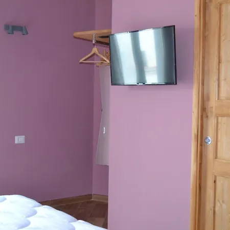 Terrazza Carlo Iii Bed & Breakfast Naples